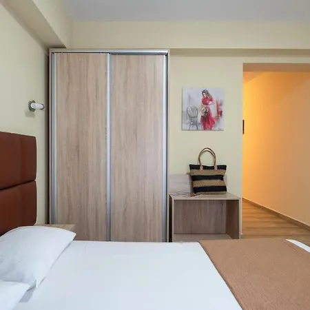 Aparthotel Ioranna - Sithonia 4*