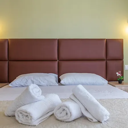 Aparthotel Ioranna - Sithonia