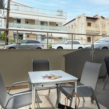 Ξενοδοχείο με διαμερίσματα Ioranna - Sithonia 4*